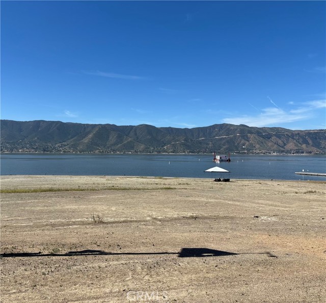 Detail Gallery Image 37 of 41 For 950 Helena Ridge, Lake Elsinore,  CA 92530 - 3 Beds | 2 Baths