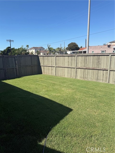 Detail Gallery Image 14 of 15 For 10600 Ruthelen, Los Angeles,  CA 90047 - 4 Beds | 1 Baths