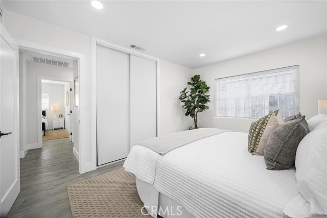 Detail Gallery Image 12 of 31 For 2612 Manhattan Beach Bld, Gardena,  CA 90249 - 3 Beds | 2 Baths