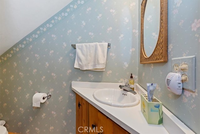 Detail Gallery Image 20 of 49 For 33032 Piedras Grandes, Green Valley Lake,  CA 92341 - 2 Beds | 1/1 Baths