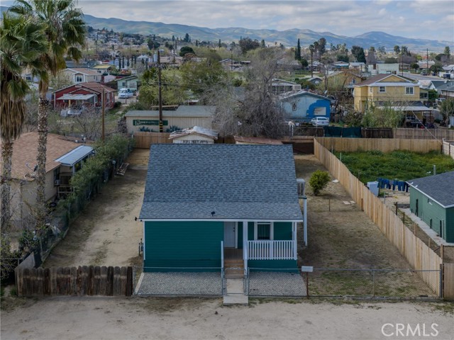 Detail Gallery Image 10 of 30 For 215 Naylor, Taft,  CA 93268 - 3 Beds | 1 Baths