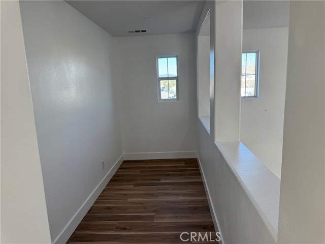 Detail Gallery Image 18 of 22 For 37920 Pisces Cir, Palmdale,  CA 93552 - 5 Beds | 4 Baths