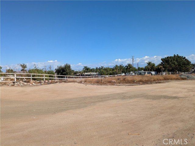 Detail Gallery Image 10 of 24 For 33633 Gloria Rd, Menifee,  CA 92584 - 3 Beds | 2 Baths