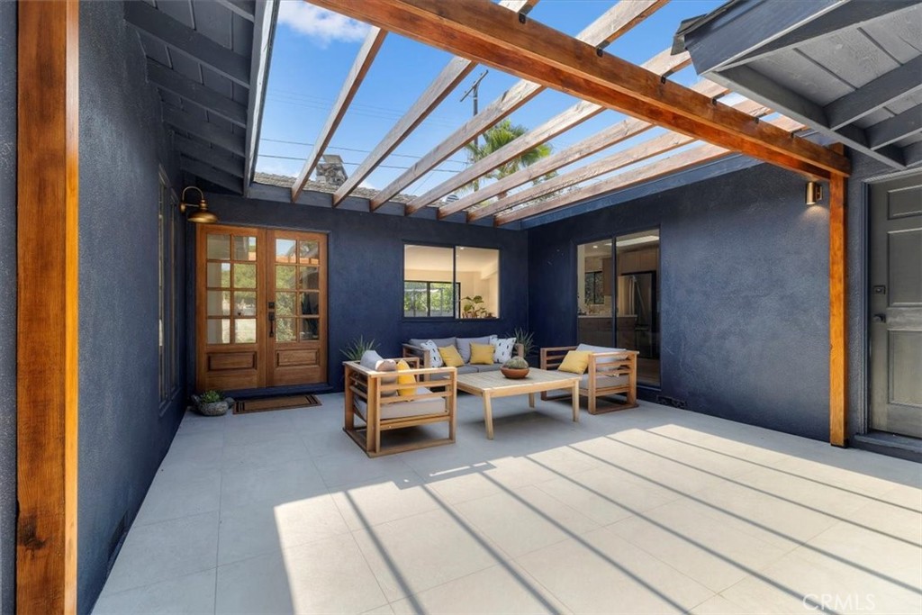 MLS #SB25148875 img 2