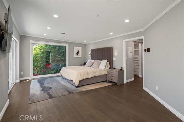 7670 Woodrow Wilson Drive, Los Angeles CA: https://media.crmls.org/medias/dd796d23-3acb-4cf1-9363-2739e49e12bd.jpg