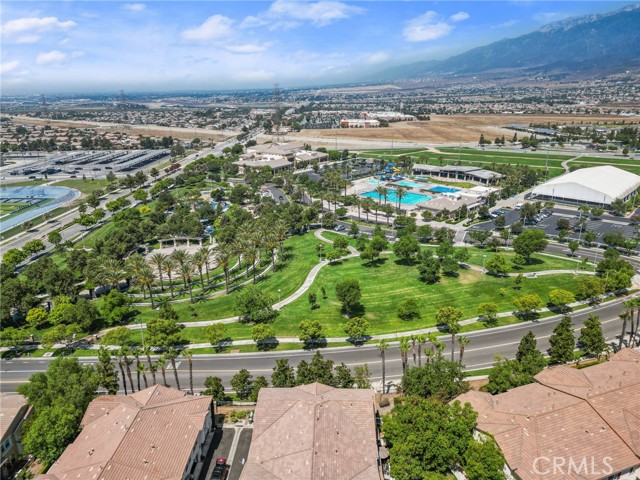 Image 27 of 30 For 15723 Parkhouse  30