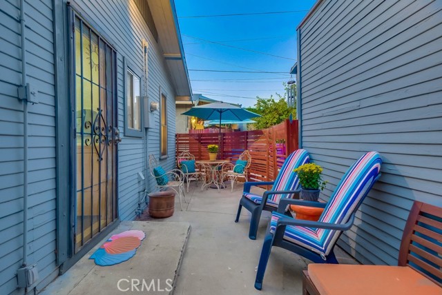 Detail Gallery Image 23 of 27 For 1542 Ohio Ave, Long Beach,  CA 90804 - 2 Beds | 1 Baths