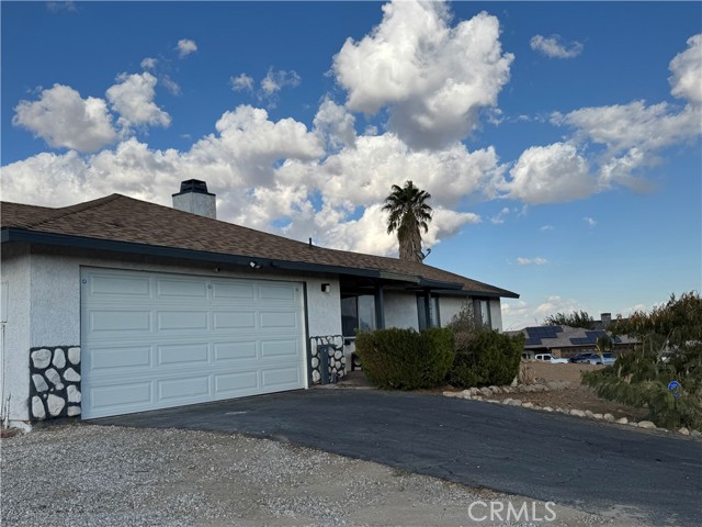 Detail Gallery Image 4 of 20 For 16480 Kayuga St, Victorville,  CA 92395 - 3 Beds | 2 Baths