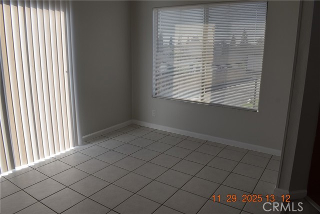 Detail Gallery Image 6 of 20 For 1209 Palmetto #F,  Ontario,  CA 91762 - 2 Beds | 1/1 Baths