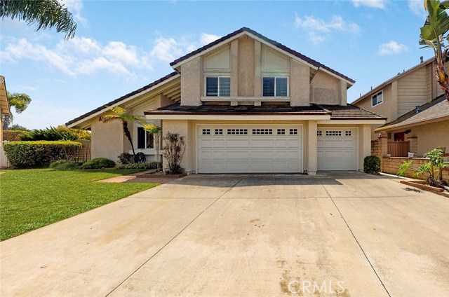 8472 Seaport Dr, Huntington Beach, CA 92646