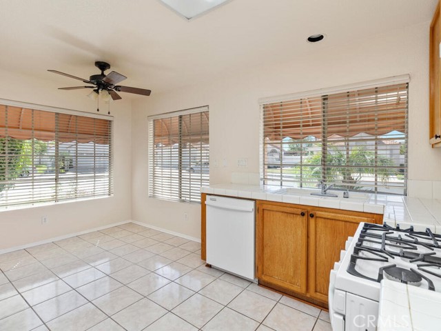 Detail Gallery Image 7 of 20 For 28078 Lemonwood Dr, Menifee,  CA 92584 - 2 Beds | 2 Baths