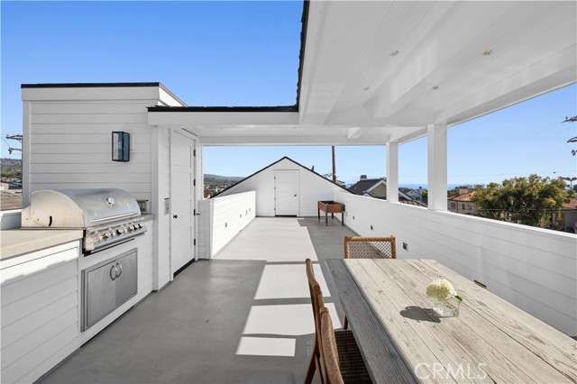 Detail Gallery Image 32 of 35 For 302 Orchid Ave, Corona Del Mar,  CA 92625 - 4 Beds | 4/1 Baths