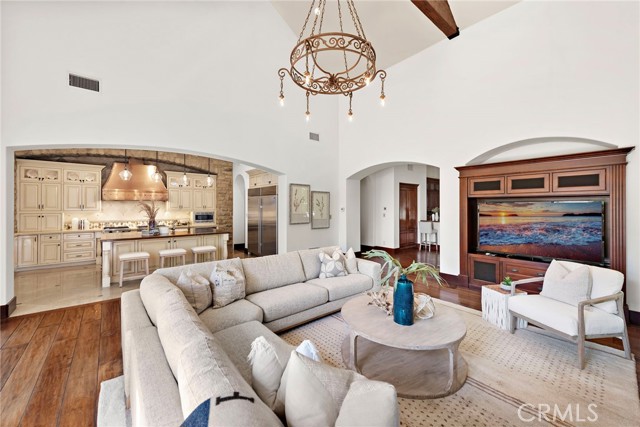 Detail Gallery Image 13 of 49 For 31631 Paseo Rita, San Juan Capistrano,  CA 92675 - 6 Beds | 6 Baths