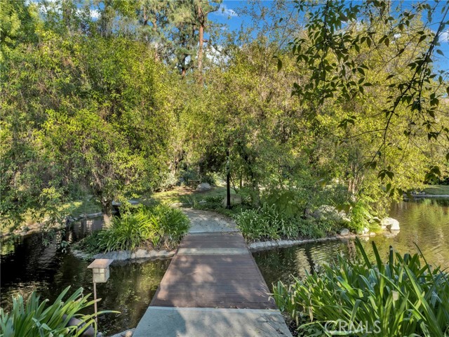 Detail Gallery Image 37 of 45 For 7050 Shoup Ave #225 #225,  Canoga Park,  CA 91303 - 1 Beds | 1 Baths