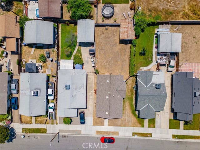 1715 Cherry Street, Bakersfield CA: https://media.crmls.org/medias/dd80da23-b7cf-48cf-b51a-e1fe37098e17.jpg