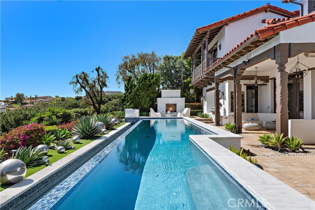 Detail Gallery Image 4 of 33 For 20 Gondoliers Bluff, Newport Coast,  CA 92657 - 5 Beds | 5/1 Baths