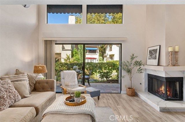 Detail Gallery Image 3 of 17 For 5704 Skyview Way a,  Agoura Hills,  CA 91301 - 1 Beds | 1/1 Baths