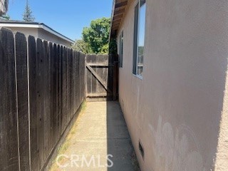 1020 W 24th Street, Merced CA: https://media.crmls.org/medias/dd837d1e-a2e7-4ecf-be60-3914550ed550.jpg