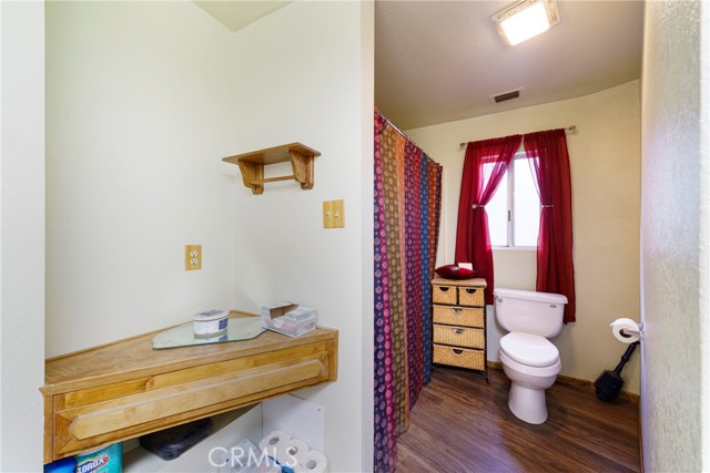 Detail Gallery Image 11 of 29 For 1818 Irene St, Wrightwood,  CA 92397 - 2 Beds | 2 Baths