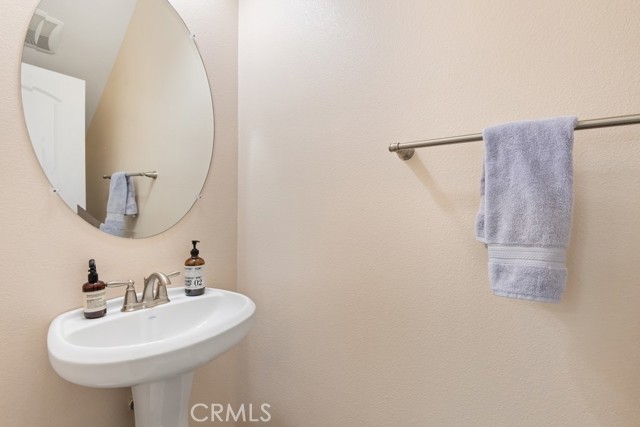 Detail Gallery Image 20 of 28 For 883 Alex Ct, Upland,  CA 91784 - 3 Beds | 2/1 Baths