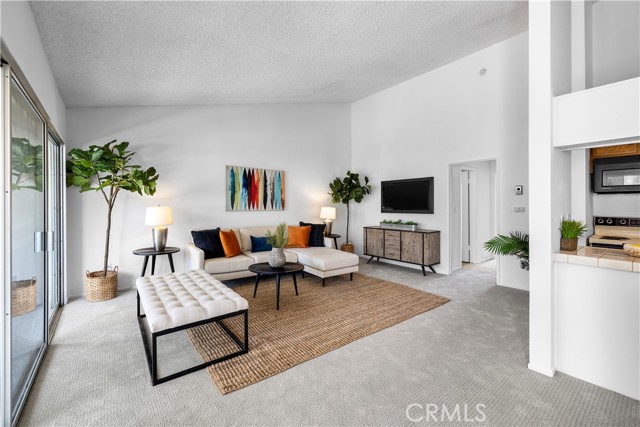 Detail Gallery Image 3 of 38 For 902 Camino Real #207,  Redondo Beach,  CA 90277 - 2 Beds | 2 Baths