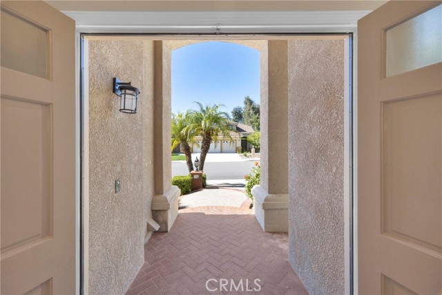 MLS #OC25234002 image #14