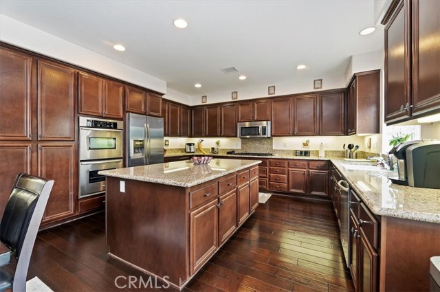 45798 Cloudburst Lane, Temecula CA: https://media.crmls.org/medias/dd857e2d-2410-47e6-ba16-e0ea0c8e6a0d.jpg