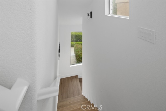 Detail Gallery Image 21 of 28 For 7920 E Menton, Anaheim Hills,  CA 92808 - 1 Beds | 1/1 Baths