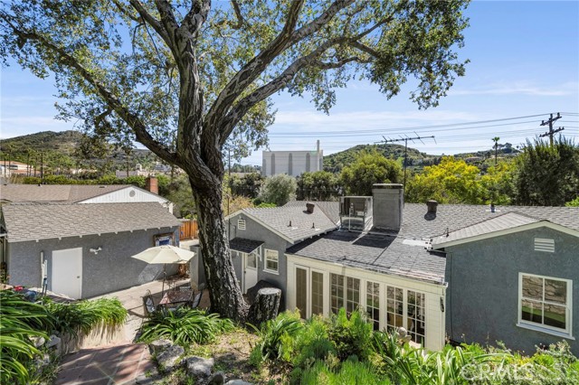 Detail Gallery Image 33 of 38 For 1433 Del Monte Dr, Glendale,  CA 91207 - 2 Beds | 1/1 Baths