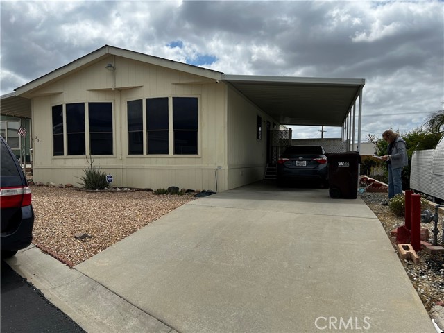 44725 St. Highway 74 Highway, Hemet CA: https://media.crmls.org/medias/dd86d8a4-527c-45c9-8efb-bbce3324c992.jpg