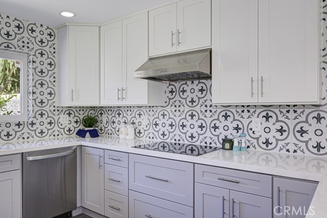 5468 Paseo Del Lago E, Laguna Woods CA: https://media.crmls.org/medias/dd871df7-bd00-4ad6-b754-ccfff8868ebc.jpg
