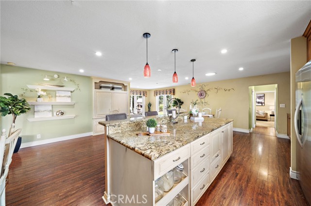 17327 Santa Lucia Street, Fountain Valley CA: https://media.crmls.org/medias/dd872fba-c75e-4c51-9198-732b1182d2a5.jpg