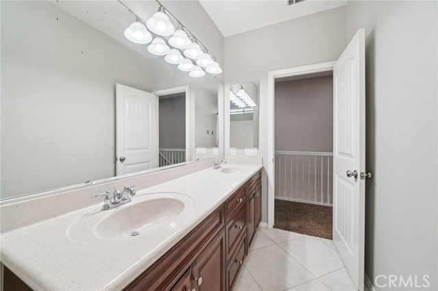 Detail Gallery Image 34 of 75 For 4805 Dovehurst Way, Fontana,  CA 92336 - 4 Beds | 4 Baths