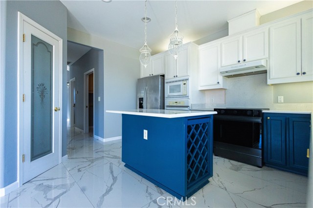 24115 Black Bart Court, Corning CA: https://media.crmls.org/medias/dd875940-a075-47a6-bb6b-042af40a16b6.jpg