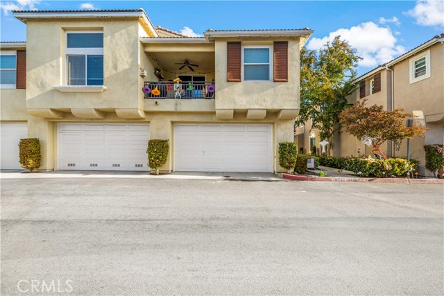 Detail Gallery Image 1 of 35 For 27544 Papillion St #3,  Murrieta,  CA 92562 - 3 Beds | 2/1 Baths