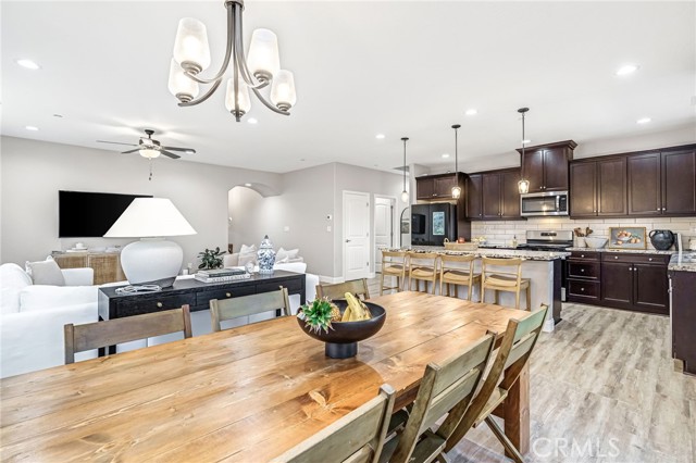 1206 Bristlecone Drive, Madera CA: https://media.crmls.org/medias/dd8874bc-4aa9-422c-b0f8-5ebb39f24487.jpg