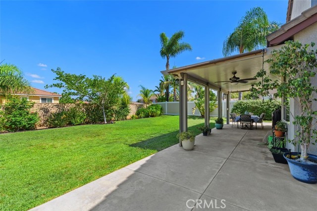 431 Redwing Drive, Corona CA: https://media.crmls.org/medias/dd88b6fc-2c72-48b3-9be0-5f826fcd92f4.jpg