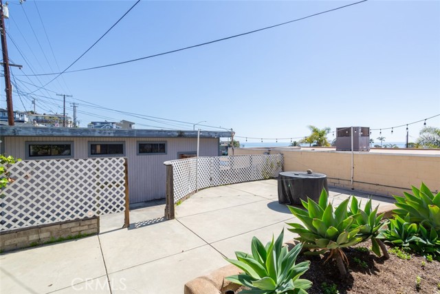 Detail Gallery Image 18 of 27 For 217 Wave St, Laguna Beach,  CA 92651 - 1 Beds | 1 Baths