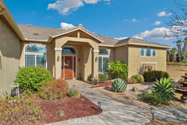 Detail Gallery Image 1 of 58 For 37250 Eden Garden Ct, Temecula,  CA 92592 - 4 Beds | 3/1 Baths