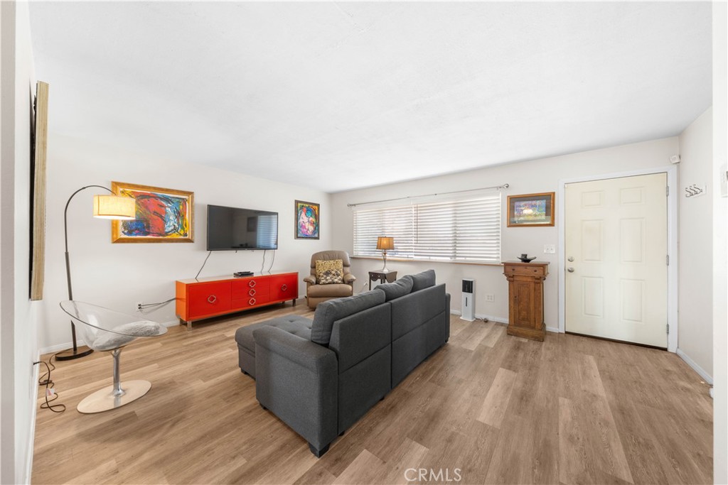 MLS #IG25240790 image #2