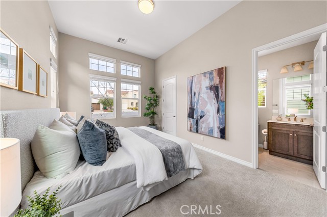 Detail Gallery Image 44 of 67 For 102 Derailer, Irvine,  CA 92618 - 4 Beds | 4/1 Baths