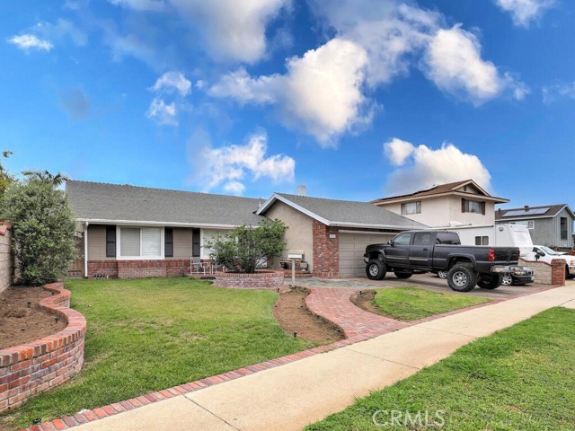 25322 Romera Place, Lake Forest CA: https://media.crmls.org/medias/dd8e1b88-f96b-49f4-8faa-6954dc49fd46.jpg