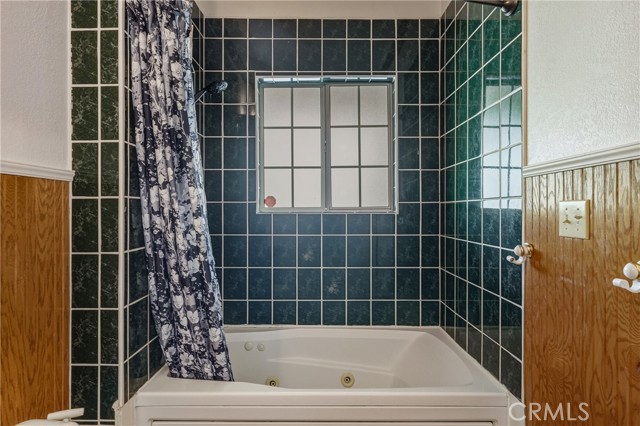 Detail Gallery Image 17 of 70 For 150 Clearlake, Lakeport,  CA 95453 - – Beds | – Baths