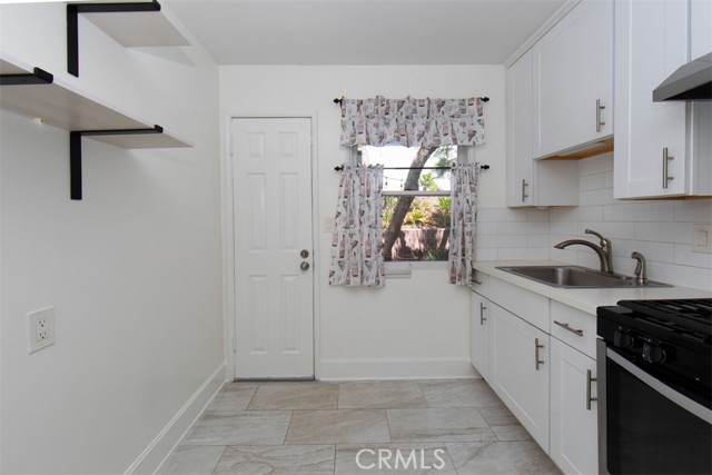 Detail Gallery Image 11 of 30 For 1906 Camino De La Costa #B,  Redondo Beach,  CA 90277 - 2 Beds | 1 Baths