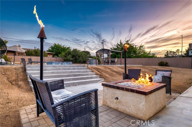 Detail Gallery Image 7 of 59 For 57731 San Tropeze, Yucca Valley,  CA 92284 - 5 Beds | 3 Baths