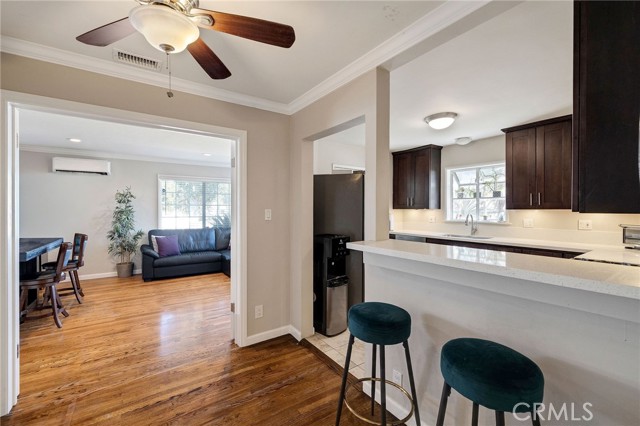 2905 Magnolia Avenue, Long Beach CA: https://media.crmls.org/medias/dd9085c1-52a8-4a11-bd08-1e9107fcb285.jpg