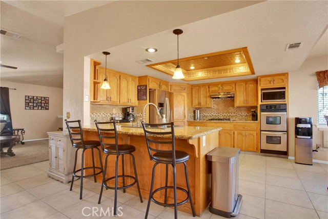 Detail Gallery Image 12 of 57 For 20782 Eyota Rd, Apple Valley,  CA 92308 - 4 Beds | 2 Baths