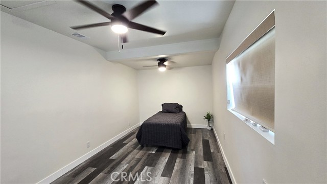 Detail Gallery Image 13 of 29 For 6704 Rhea Ave, Reseda,  CA 91335 - 3 Beds | 2 Baths
