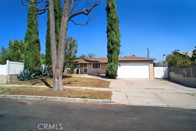 8320 Bardwell Ave. photo 31