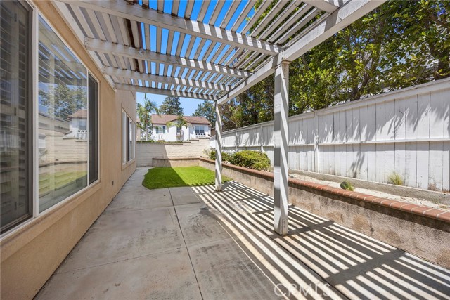 1 Country Walk Drive, Aliso Viejo CA: https://media.crmls.org/medias/dd93891d-e16f-4e38-b1fc-3a832be5c0dc.jpg